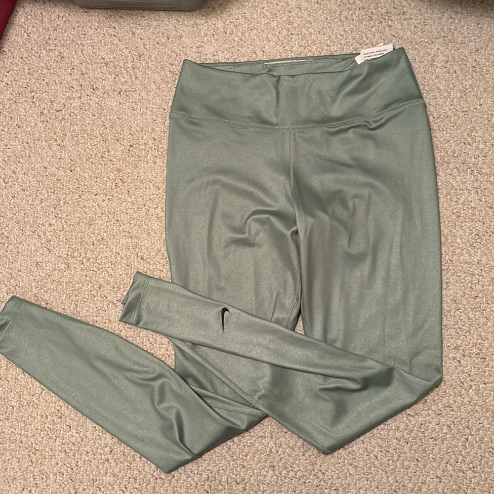Nike leggings